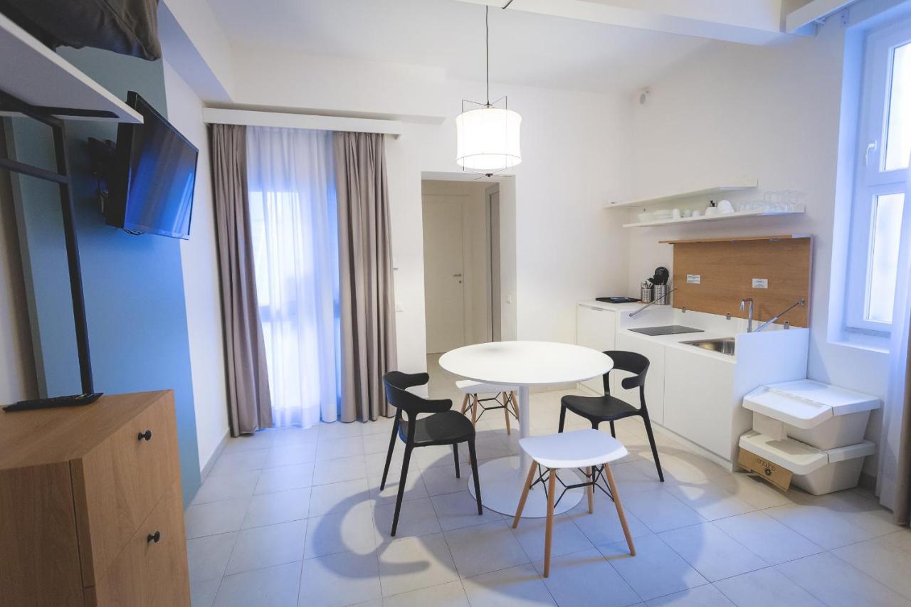 Via Siena 4 - Suites & Rooms Marina di Cecina Exterior foto